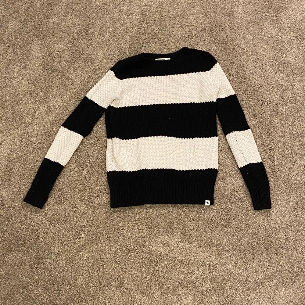 black and white pullover